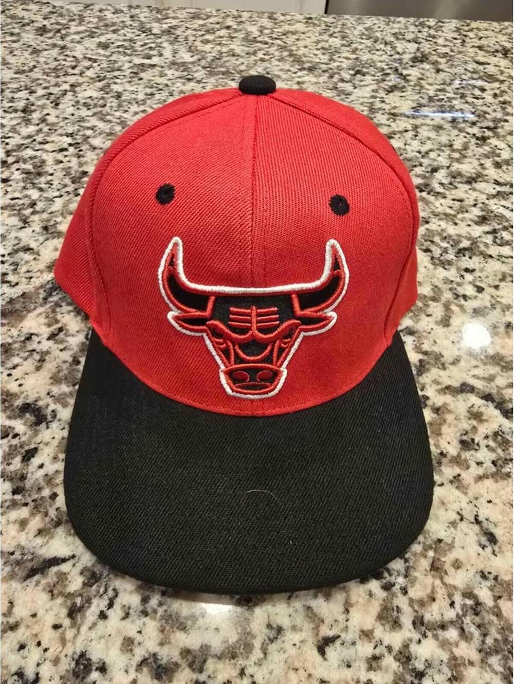 NBA Chicago Bulls Hat Snapback.  Mitchell And Ness